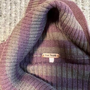 Free People ribbed, slim fit, striped, 3/4 sleeve turtleneck. Purple and gray, M